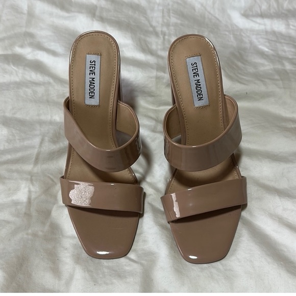 Steve Madden beige heels - Picture 2 of 3
